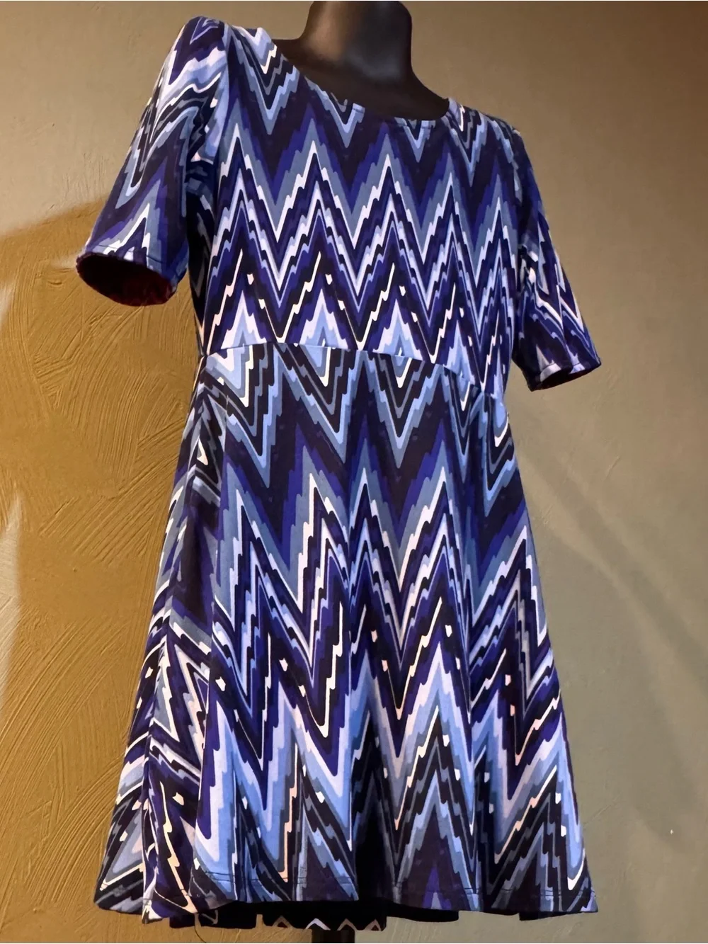 Emily West Girls Size 7 Reversible 2-in-1 Dress - Blue Chevron/Maroon Aztec EUC